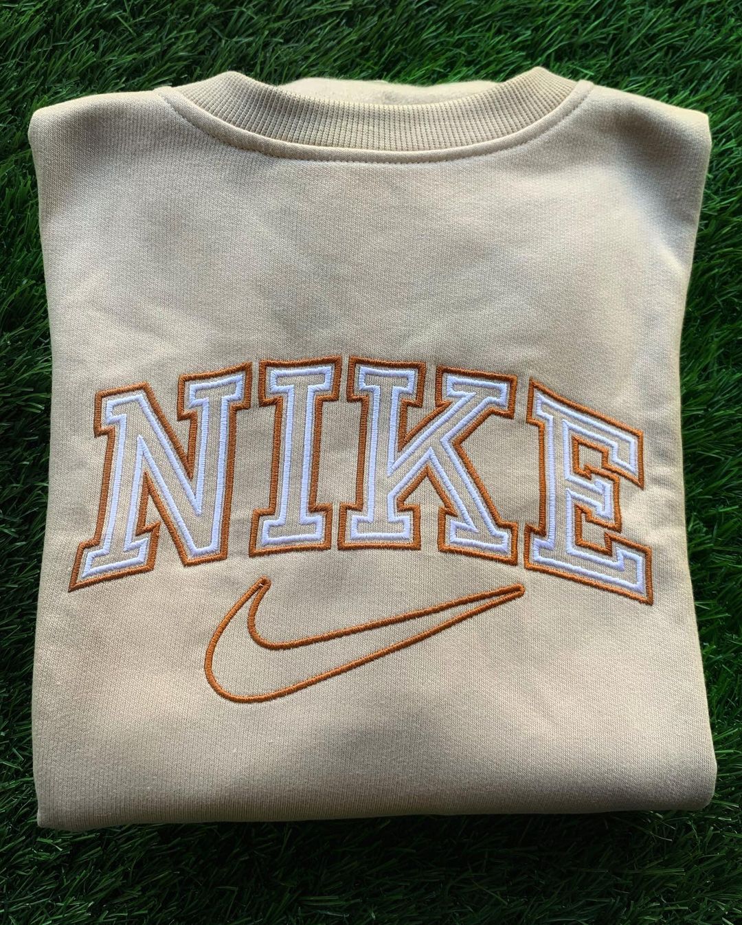 Nike Vintage Embroidery Sweatshirt ✨